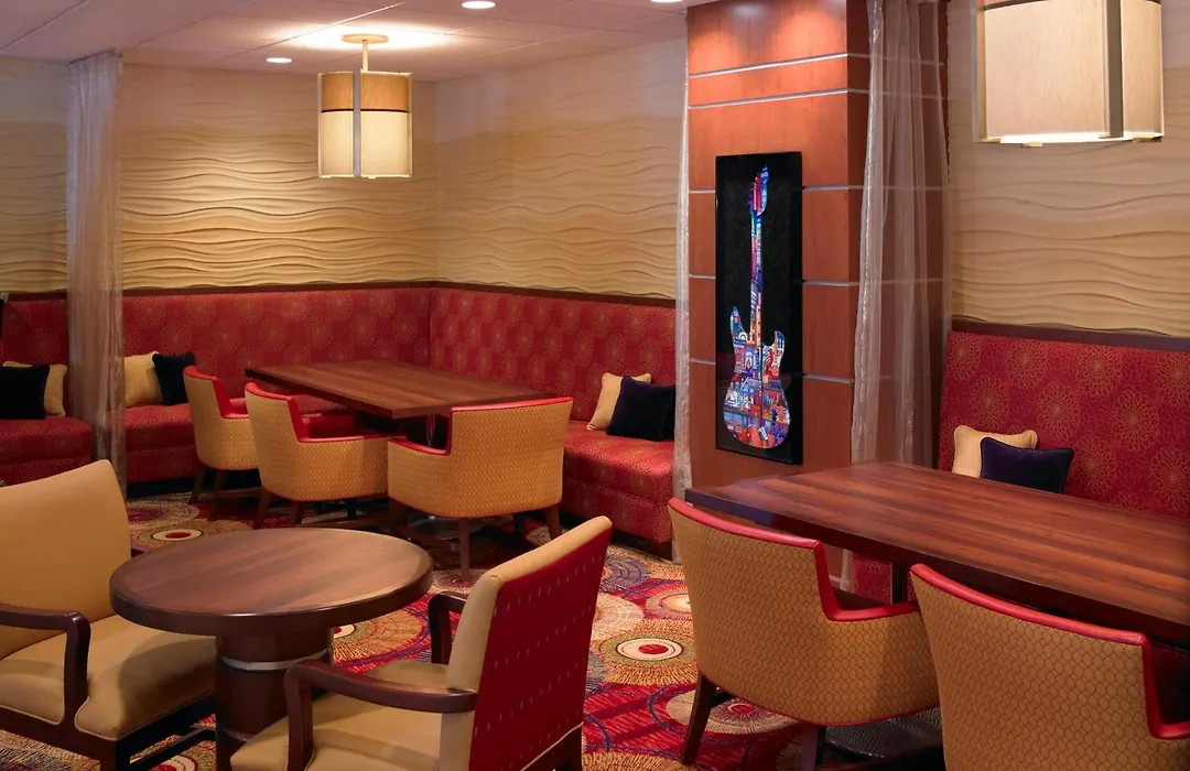 Wyndham Cleveland Airport-1